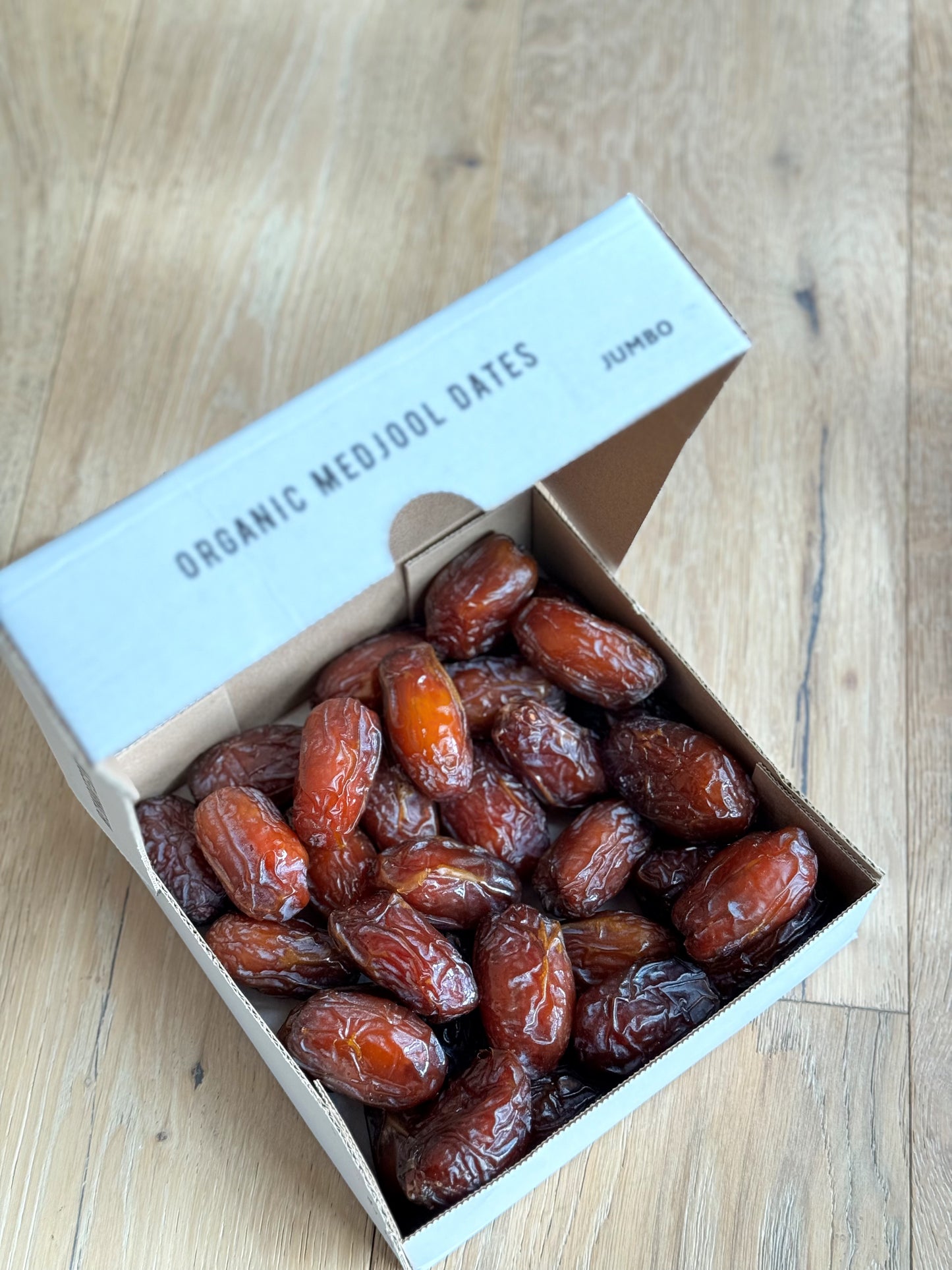 Organic Jumbo Medjool Dates